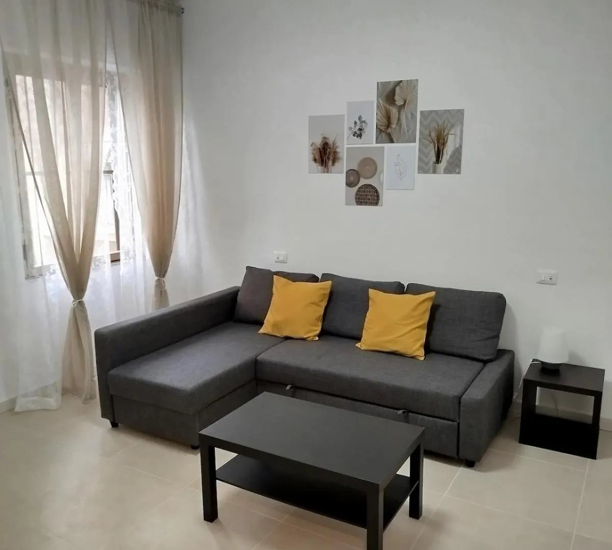Appartamento Con 2 Camere, Parcheggio E Terrazza بيزا 0*,