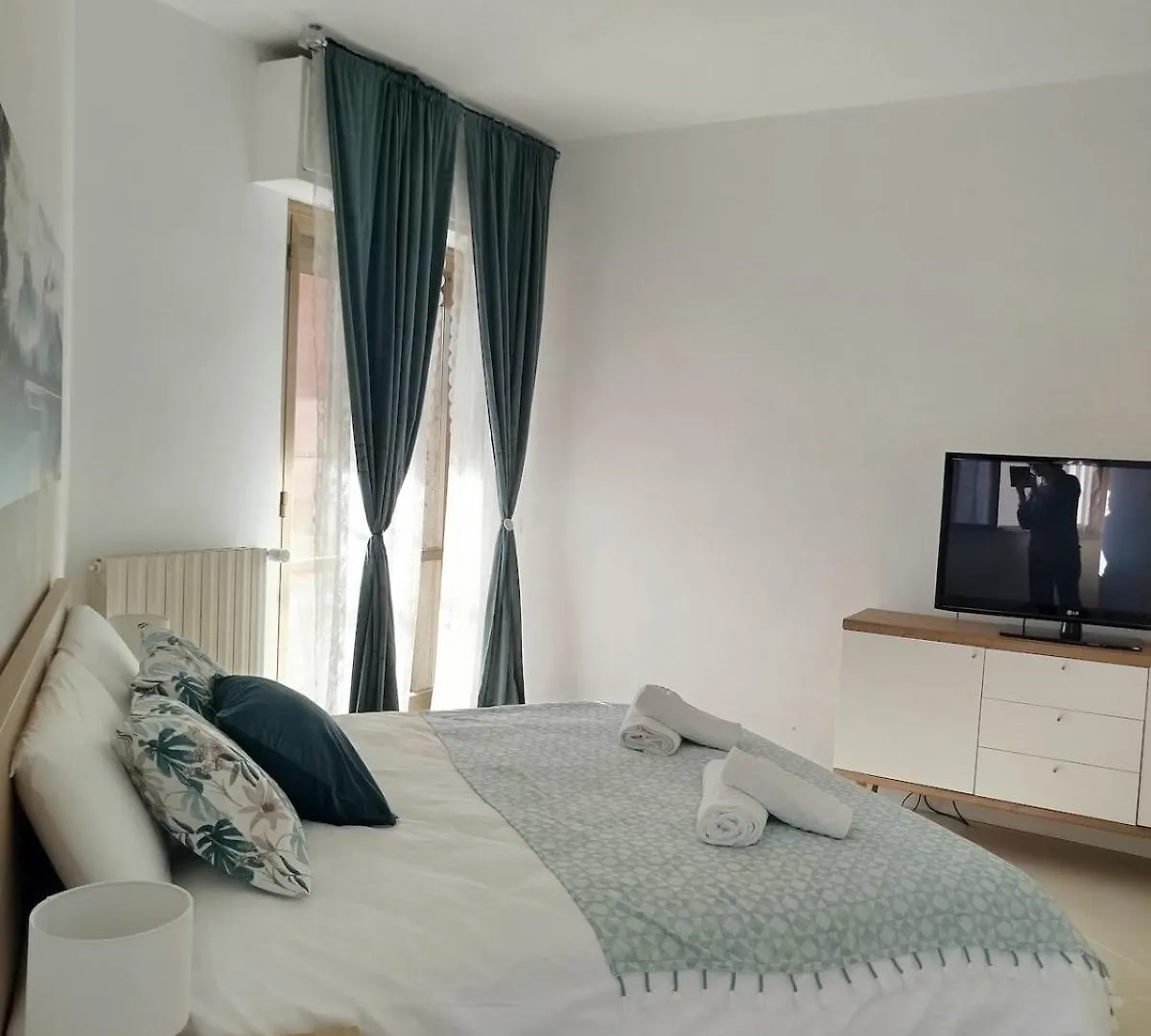 Appartamento Con 2 Camere, Parcheggio E Terrazza Pisa